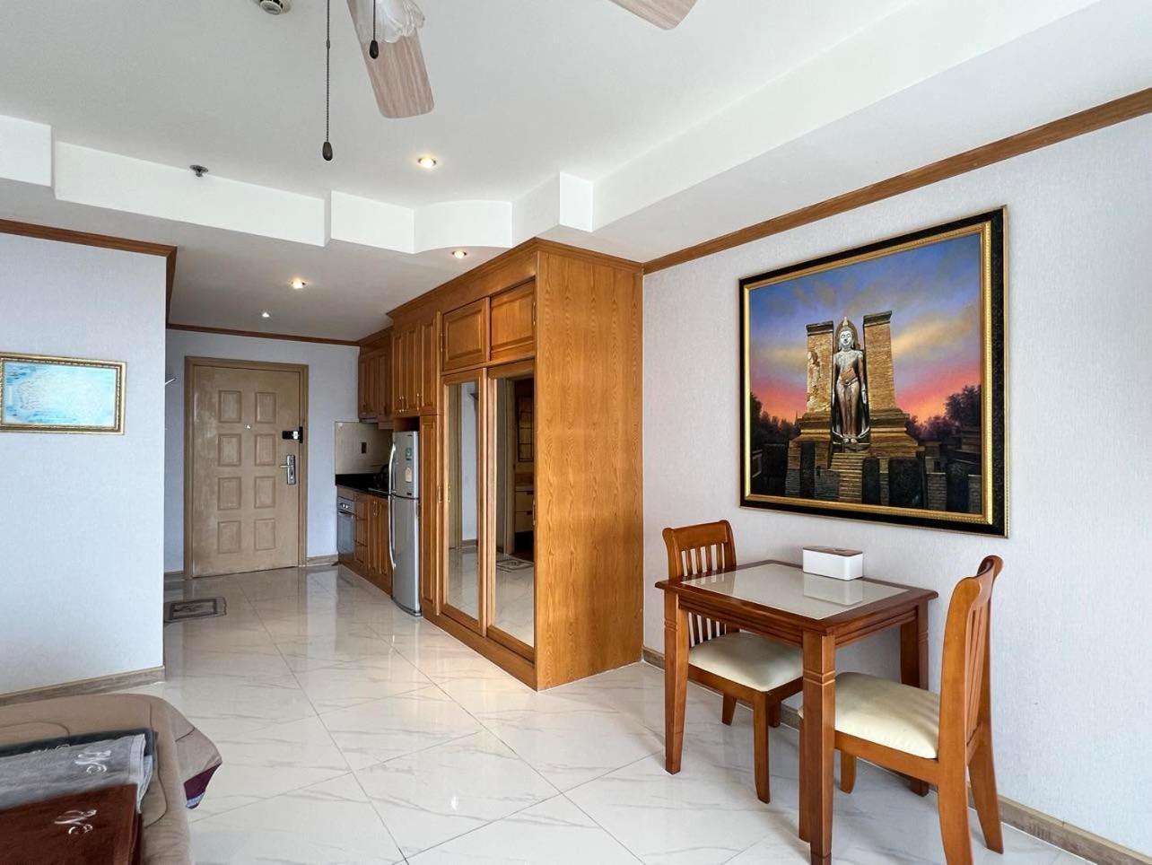 Viewtalay Beachfront By Nd Pattaya Ngoại thất bức ảnh